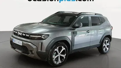 Käytetty Dacia Duster Journey 131 HP (96 kW) 2025 Harmaa Katumaasturi