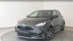 Gris / plata Usado 2021 Toyota Yaris Hybrid Plus Berlina | 20.990 € (Precio justo)