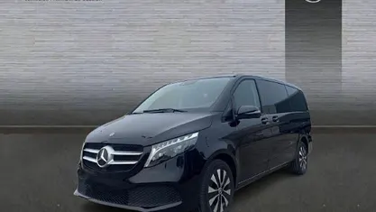 Usado Mercedes V250 190 CV (139 kW) 2023 Negro Monovolumen