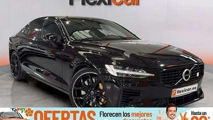 Usado Volvo S60 405 CV (297 kW) 2020 Negro Berlina