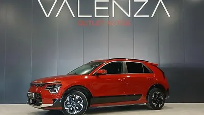 Usado Kia e-Niro 150 kW (204 CV) 2023 Rojo SUV