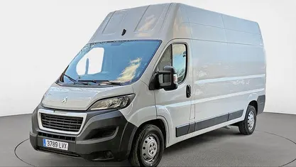 Usado Peugeot Boxer S 140 CV (102 kW) 2022 Blanco Van