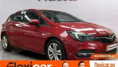Usado Opel Astra Business Elegance 131 CV (96 kW) 2020 Rojo Berlina