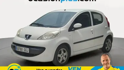 Usado Peugeot 107 Urban Move 68 CV (50 kW) 2008 Blanco Utilitario