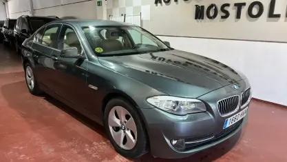 Usado BMW 520 Efficient Dynamics 184 CV (135 kW) 2012 Gris / plata Berlina