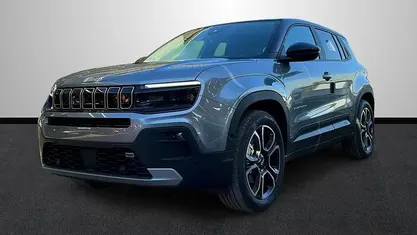 Uusi Jeep Avenger EV Summit 114 kW (156 HP) 2025 Harmaa Katumaasturi