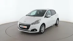 Usado 2015 Peugeot 208 Active Utilitario | 6699 € (Precio justo)