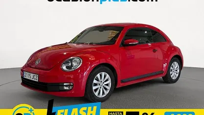 Usado VW Beetle 105 CV (77 kW) 2015 Rojo Utilitario