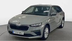 Gris Usado 2024 Skoda Scala Selection Utilitario | 17.446 € (Buen precio)