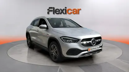 Usado Mercedes GLA250 218 CV (160 kW) 2020 Gris SUV