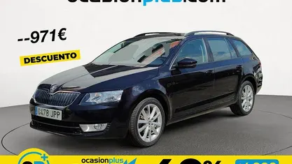 Usado Skoda Octavia Ambition 110 CV (80 kW) 2016 Negro Familiar
