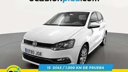 Usado VW Polo Sportline 90 CV (66 kW) 2015 Utilitario