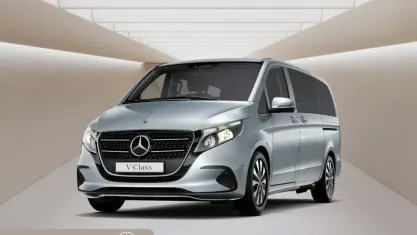 Usado Mercedes V220 163 CV (119 kW) 2025 Gris Monovolumen
