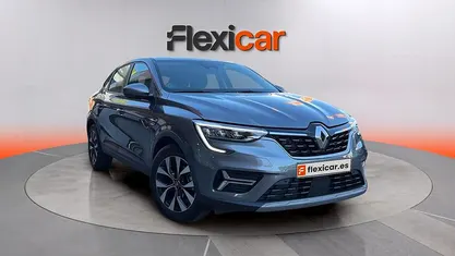 Begagnad Renault Arkana 145 HK (106 kW) 2022 SUV