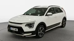 Blanco Usado 2024 Kia Niro SUV | 22.582 € (Buen precio)