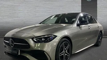 Usado 2024 Mercedes C300e AMG line Berlina | 54.900 € (Precio justo)
