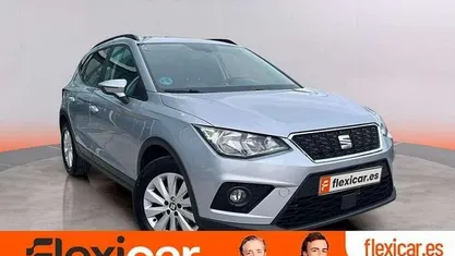 Usado Seat Arona Ecomotive 116 CV (85 kW) 2019 Gris SUV