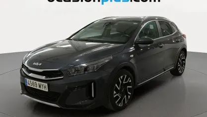 Usado Kia XCeed 101 CV (74 kW) 2025 Negro SUV