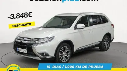 Blanco Usado 2017 Mitsubishi Outlander Motion SUV | 15.352 € (Precio justo)