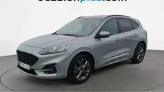 Gris plata Usado 2022 Ford Kuga ST-Line SUV | 15.173 € (Precio justo)