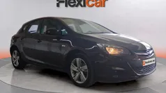 Usado 2016 Opel Astra Excellence Berlina | 8890 € (Buen precio)