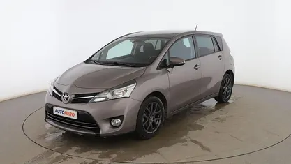 Marrón Usado 2015 Toyota Verso Skyview Edition Monovolumen | 13.499 € (Precio justo)
