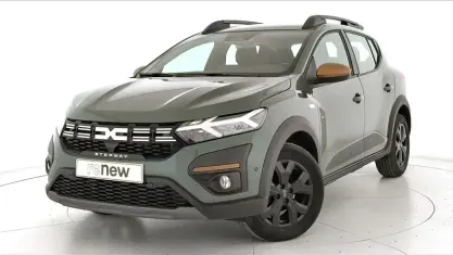 Usado Dacia Sandero Extreme 101 CV (74 kW) 2025 Verde Berlina