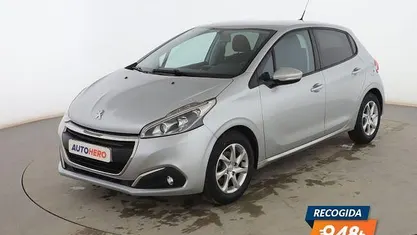 Usado Peugeot 208 Active 82 CV (60 kW) 2016 Gris Utilitario