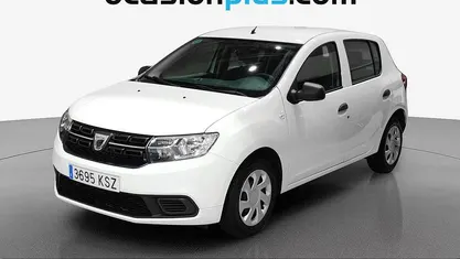 Blanco Usado 2019 Dacia Sandero Essentiel Utilitario | 9819 € (Precio justo)