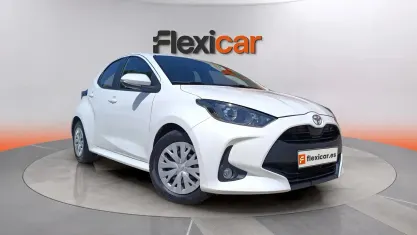 Usado Toyota Yaris Edition 125 CV (91 kW) 2023 Blanco Utilitario