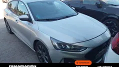 Gris Usado 2024 Ford Focus ST-Line Berlina | 19.850 € (Buen precio)