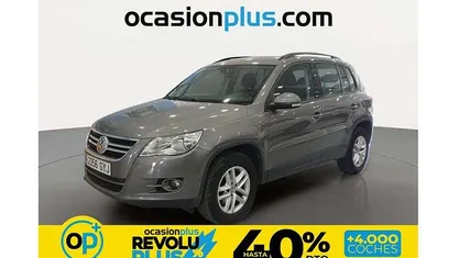 Usado VW Tiguan Advance 140 CV (102 kW) 2010 Gris SUV