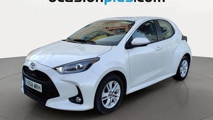 Używany Toyota Yaris Edition 125 KM (91 kW) 2024 Biały Hatchback