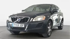 Azul power blue metalizado Usado 2014 Volvo XC60 R-Design Momentum SUV | 17.800 € (Precio justo)