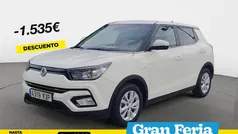 Blanco Usado 2019 Ssangyong Tivoli Limited SUV | 13.350 € (Precio justo)