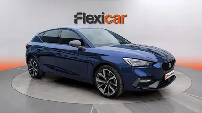 Usado Seat Leon FR 150 CV (110 kW) 2020 Azul Berlina