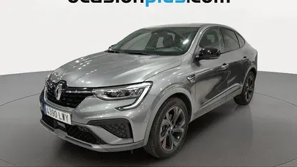 Usado Renault Arkana RS Line 145 CV (106 kW) 2022 Gris SUV