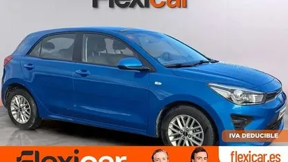 Usado Kia Rio 101 CV (74 kW) 2021 Azul Berlina
