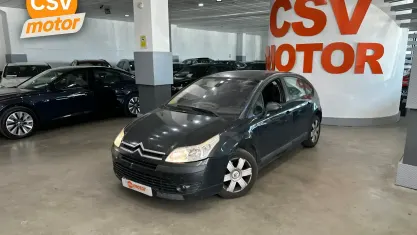 Usado Citroën C4 Exclusive 110 CV (80 kW) 2006 Negro Utilitario