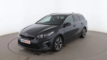 Usado Kia Ceed 120 CV (88 kW) 2019 Gris Utilitario