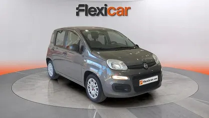 Usado Fiat Panda 71 CV (52 kW) 2022 Gris Utilitario