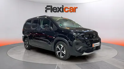 Usado Peugeot Rifter GT 131 CV (96 kW) 2025 Monovolumen