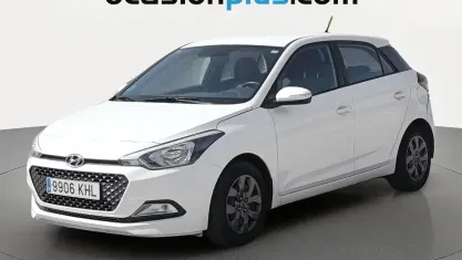 Usado Hyundai i20 84 CV (61 kW) 2018 Blanco Utilitario