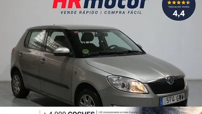 Usado Skoda Fabia Style 105 CV (77 kW) 2010 Utilitario