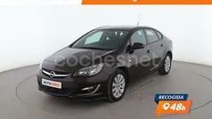 Usado 2014 Opel Astra Excellence Berlina | 7999 € (Buen precio)