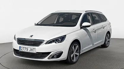 Blanco Usado 2015 Peugeot 308 SW Allure Familiar | 8149 € (Buen precio)