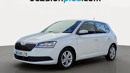 Usado Skoda Fabia Ambition 95 CV (69 kW) 2021 Blanco Utilitario