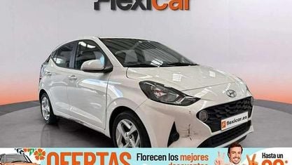 Usado Hyundai i10 67 CV (49 kW) 2021 Negro Utilitario