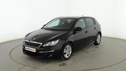 Usado Peugeot 308 Style 100 CV (73 kW) 2016 Negro Berlina