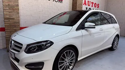 Usado Mercedes B200 AMG line 156 CV (114 kW) 2016 Beige Monovolumen